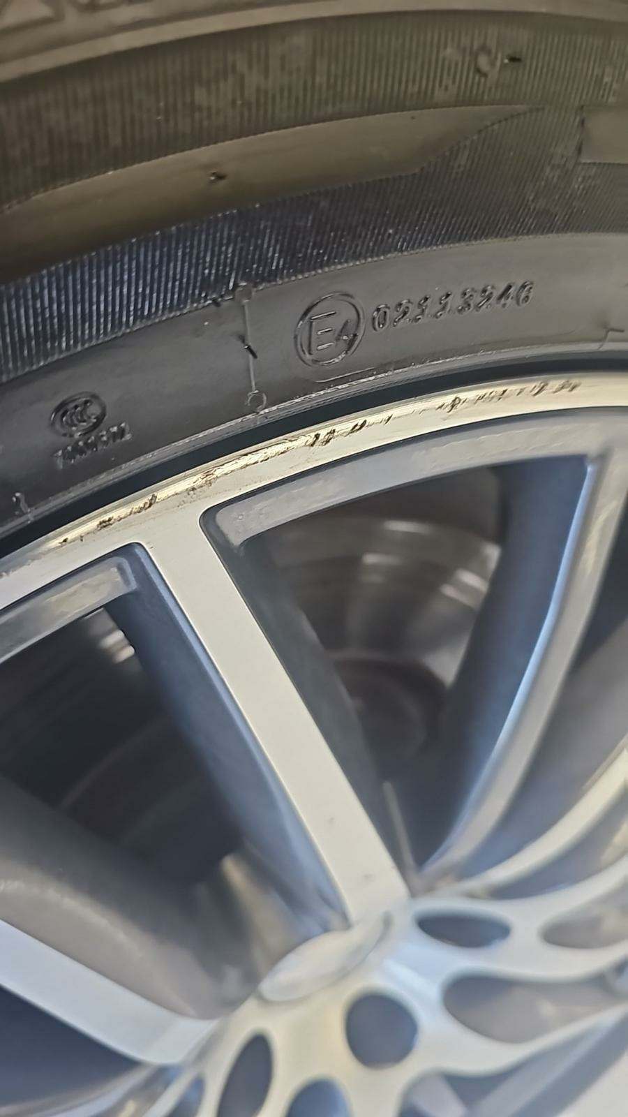 2014 Maserati Ghibli Base RWD