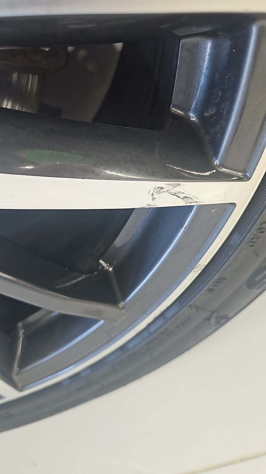 2014 Maserati Ghibli Base RWD