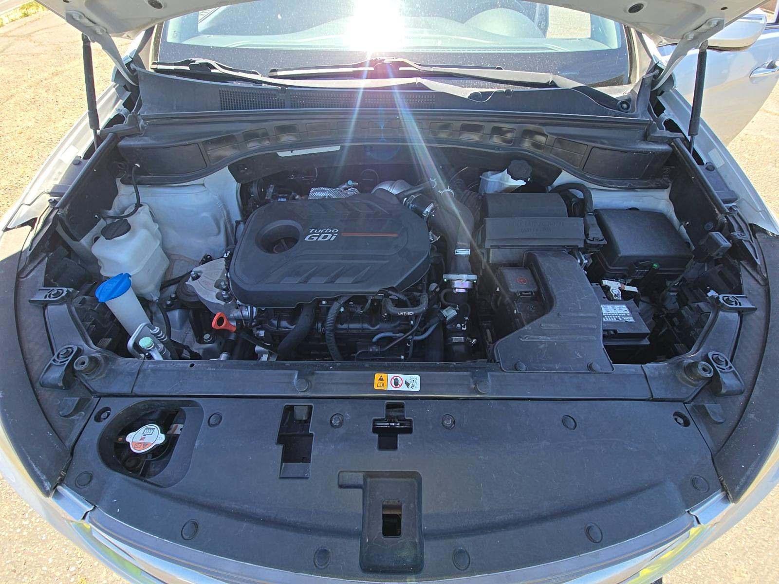 2018 Hyundai Santa Fe Sport 2.0T Ultimate FWD