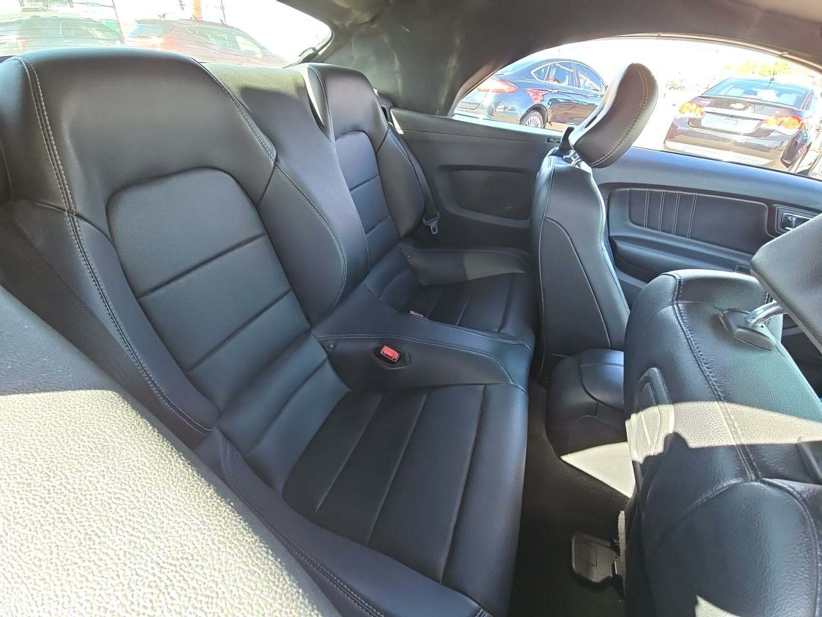 2016 Ford Mustang EcoBoost Premium RWD