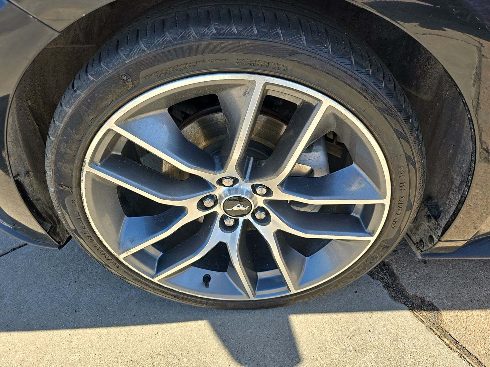 2016 Ford Mustang EcoBoost Premium RWD