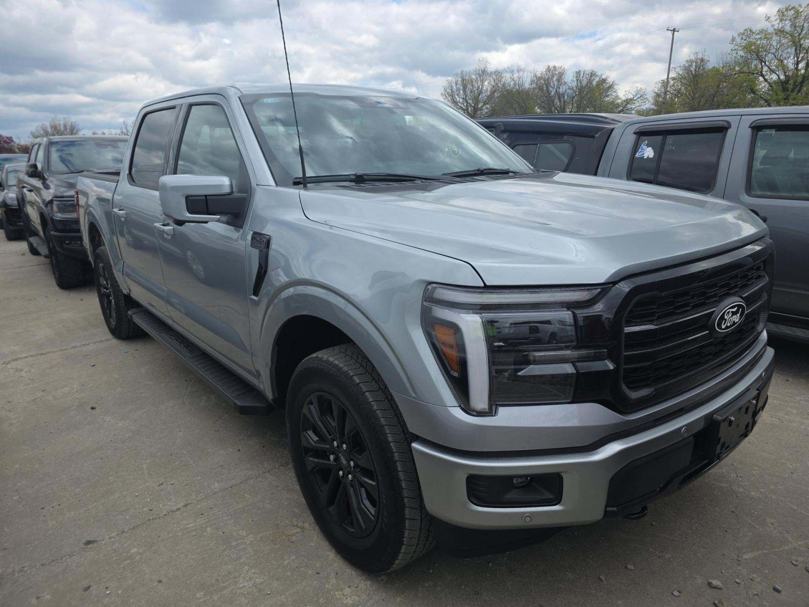 FORD F-150 - 4