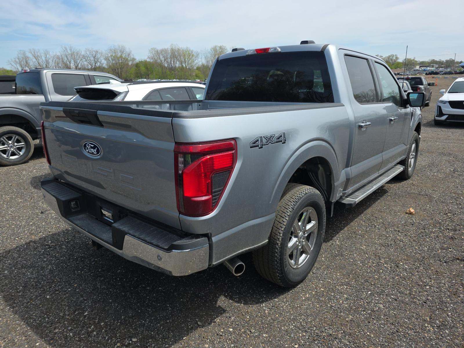 2025 Ford F-150 XLT AWD
