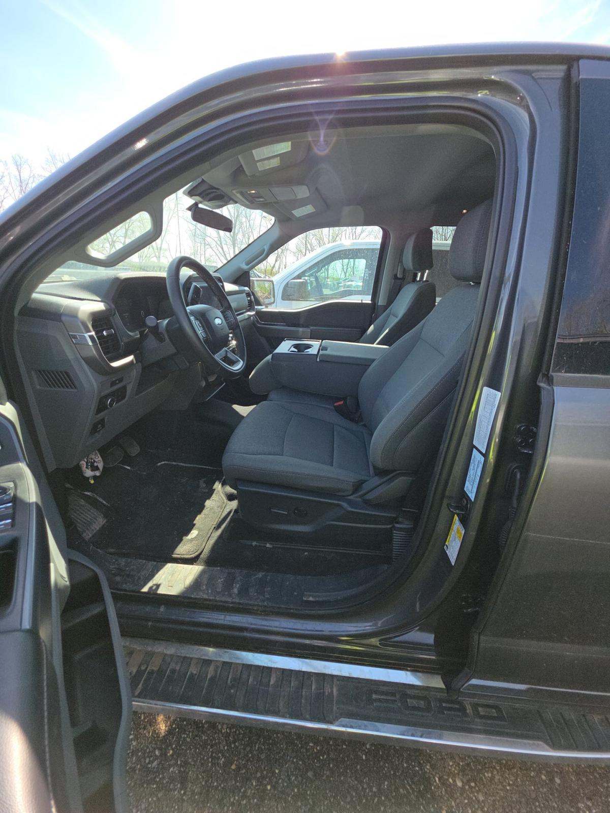 2025 Ford F-150 XLT AWD