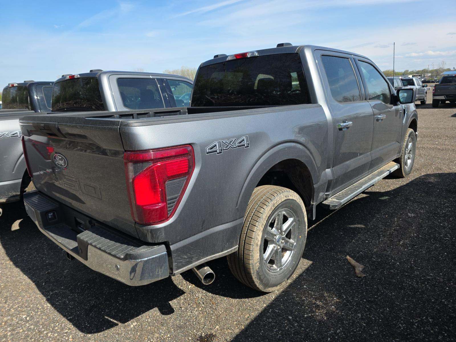 2025 Ford F-150 XLT AWD