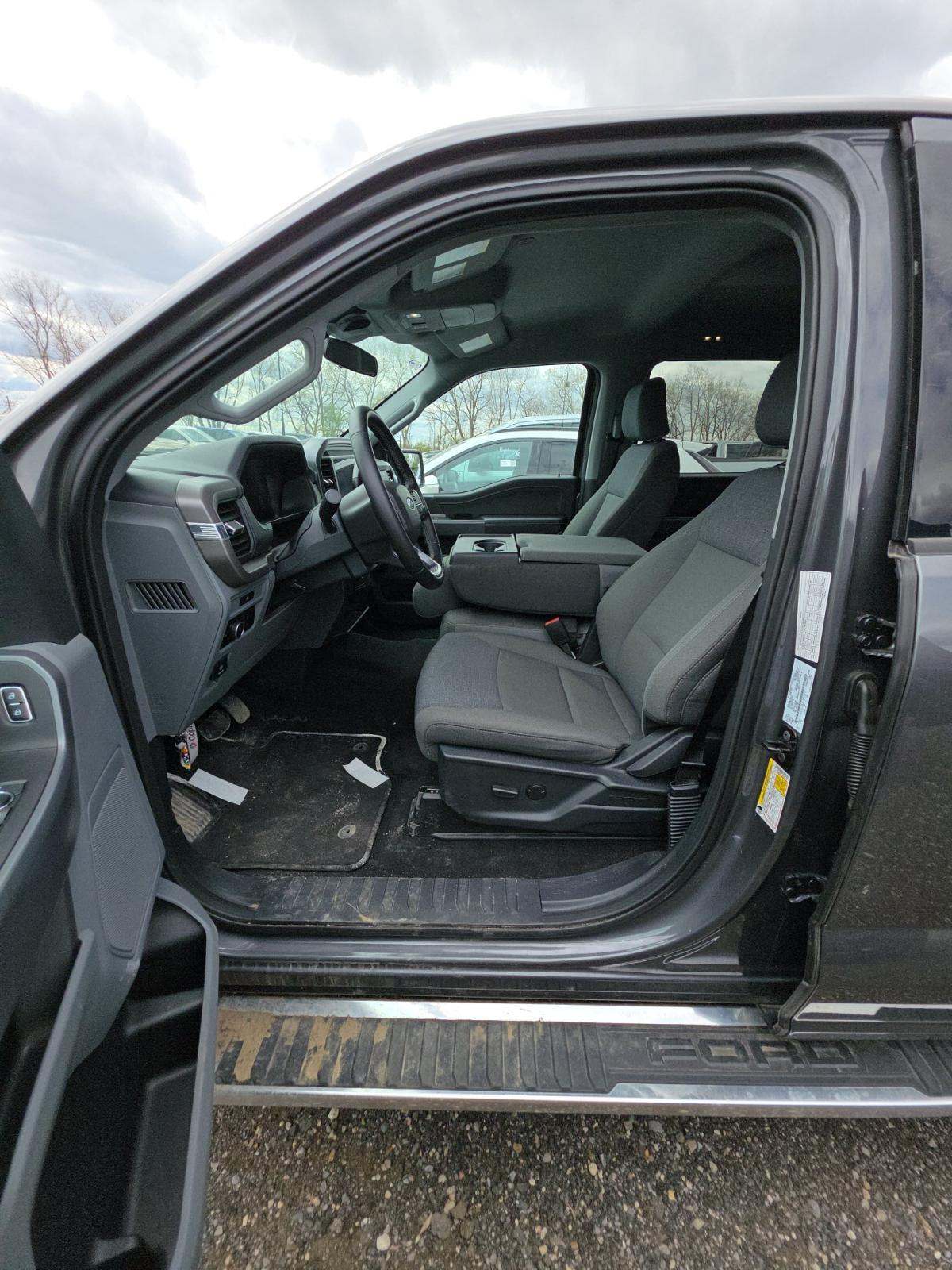 FORD F-150 - 6