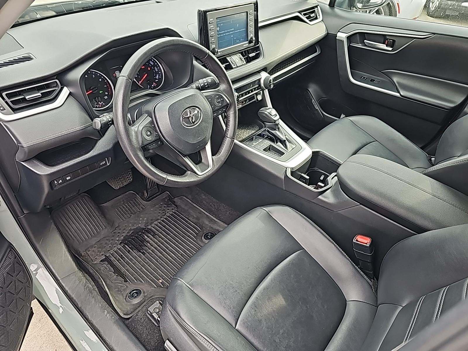 2022 Toyota RAV4 XLE Premium FWD