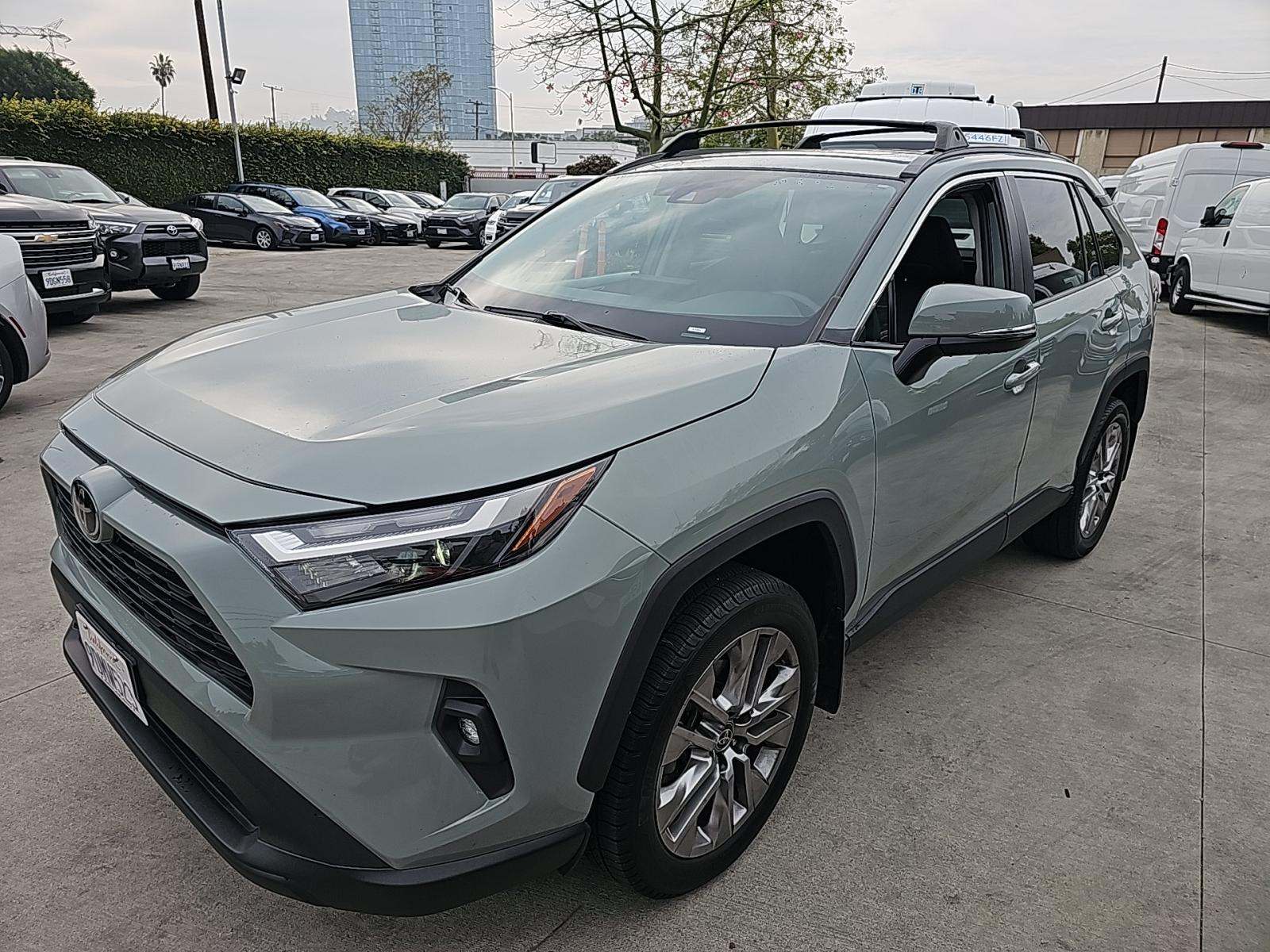2022 Toyota RAV4 XLE Premium FWD