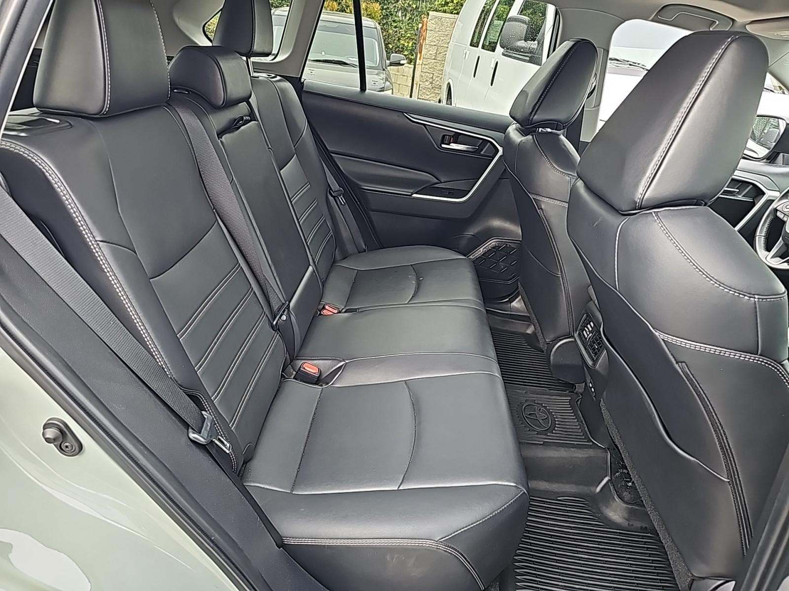 2022 Toyota RAV4 XLE Premium FWD