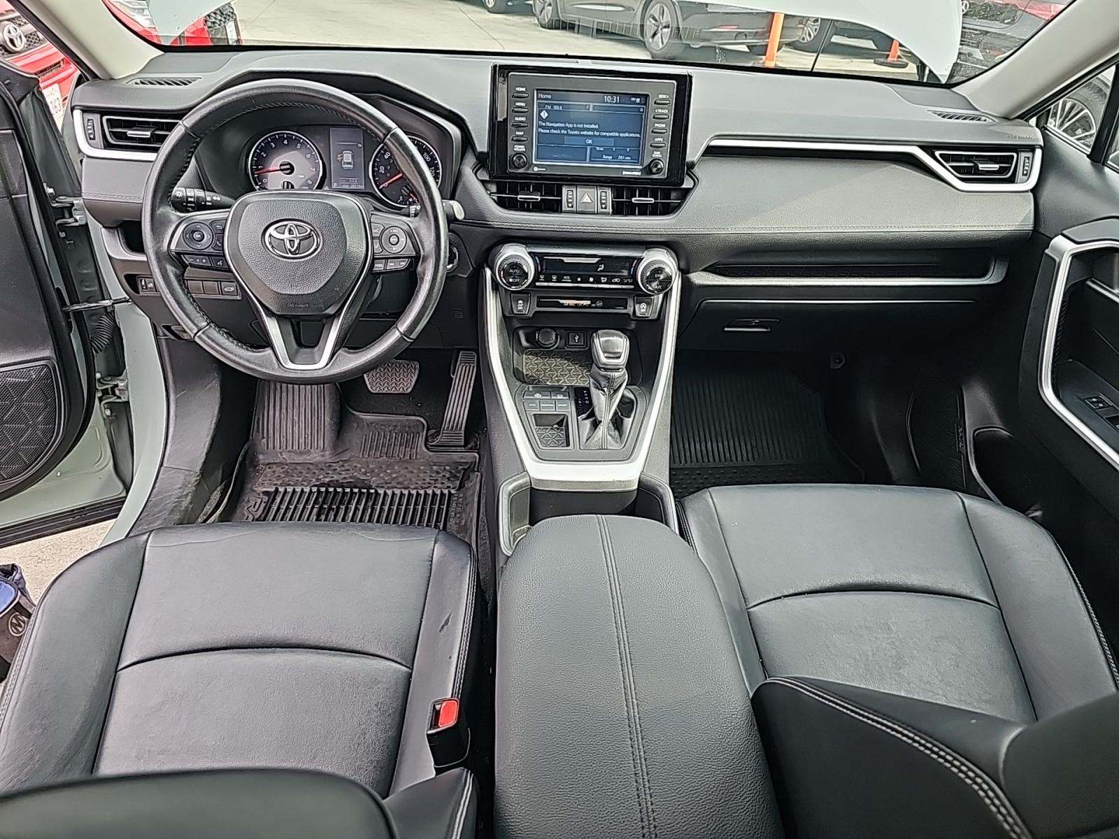 2022 Toyota RAV4 XLE Premium FWD