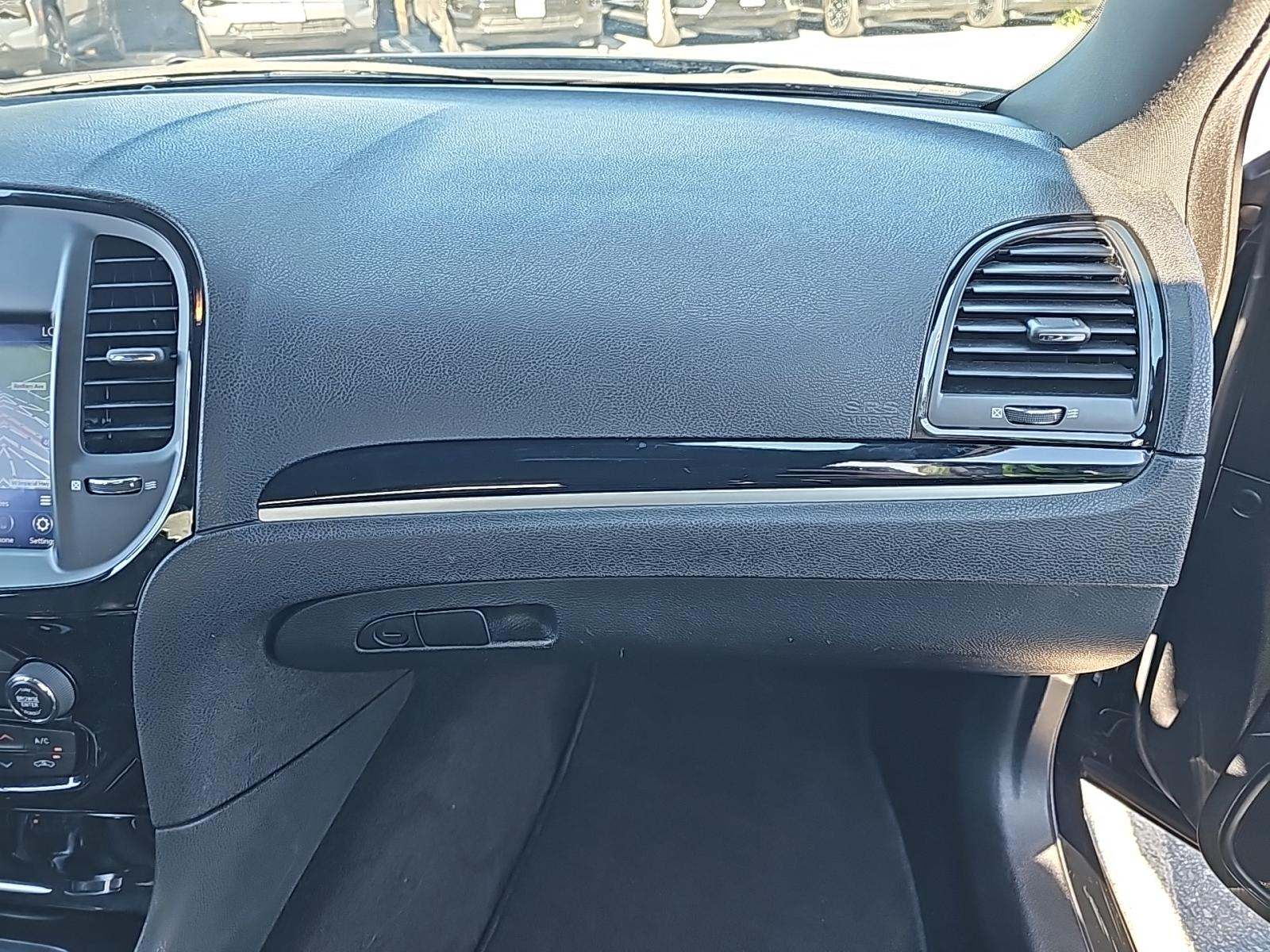 2023 Chrysler 300 300S RWD