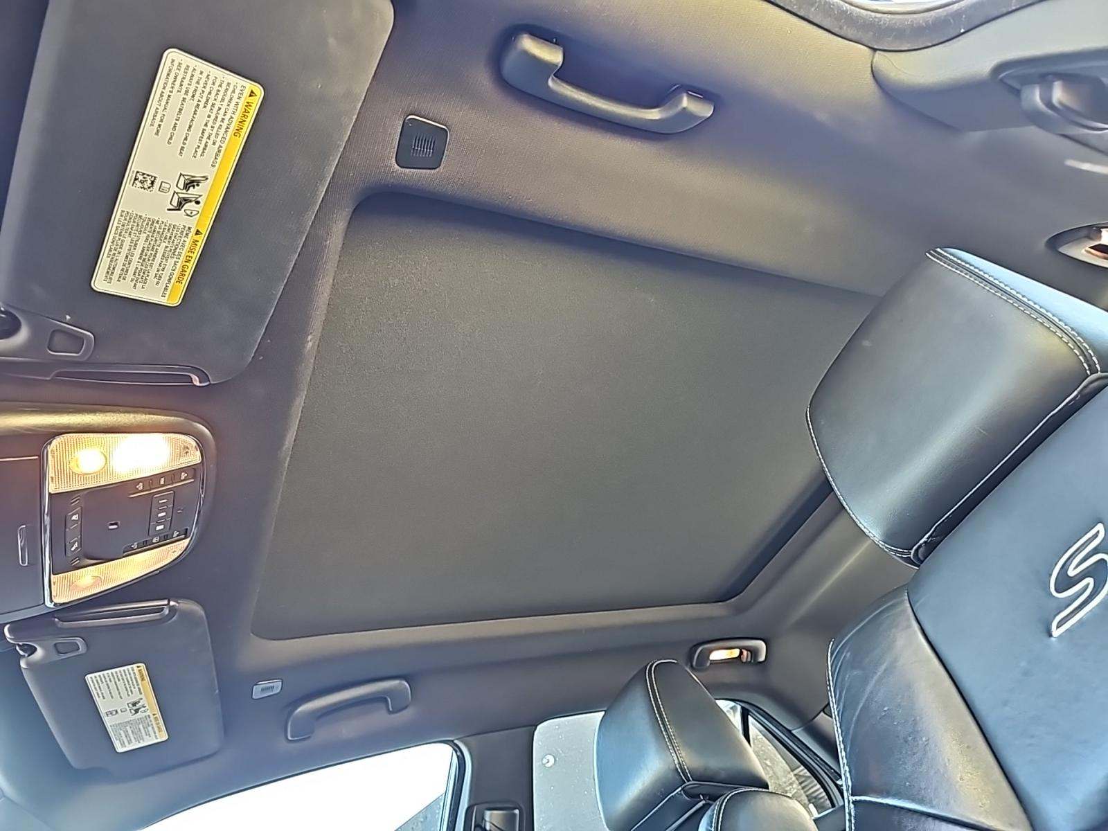 2023 Chrysler 300 300S RWD