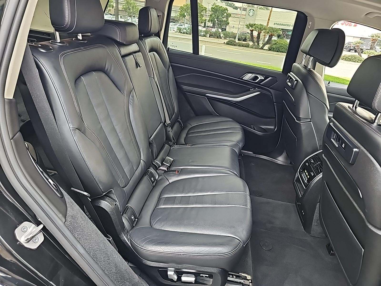 2022 BMW X7 xDrive40i AWD