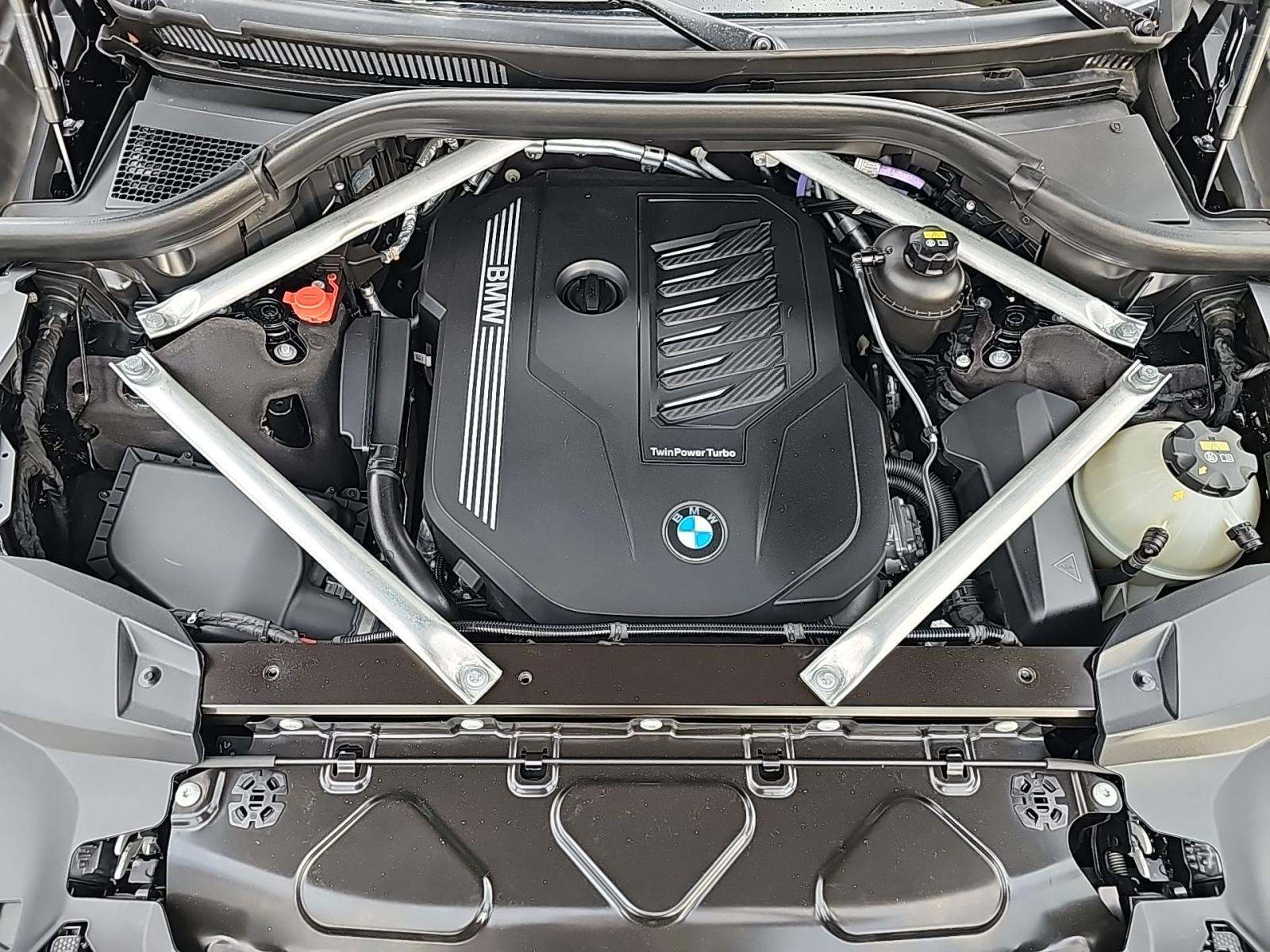 2022 BMW X7 xDrive40i AWD