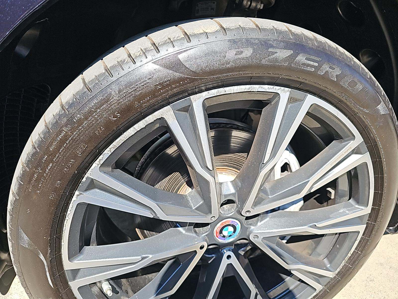 2022 BMW X7 xDrive40i AWD