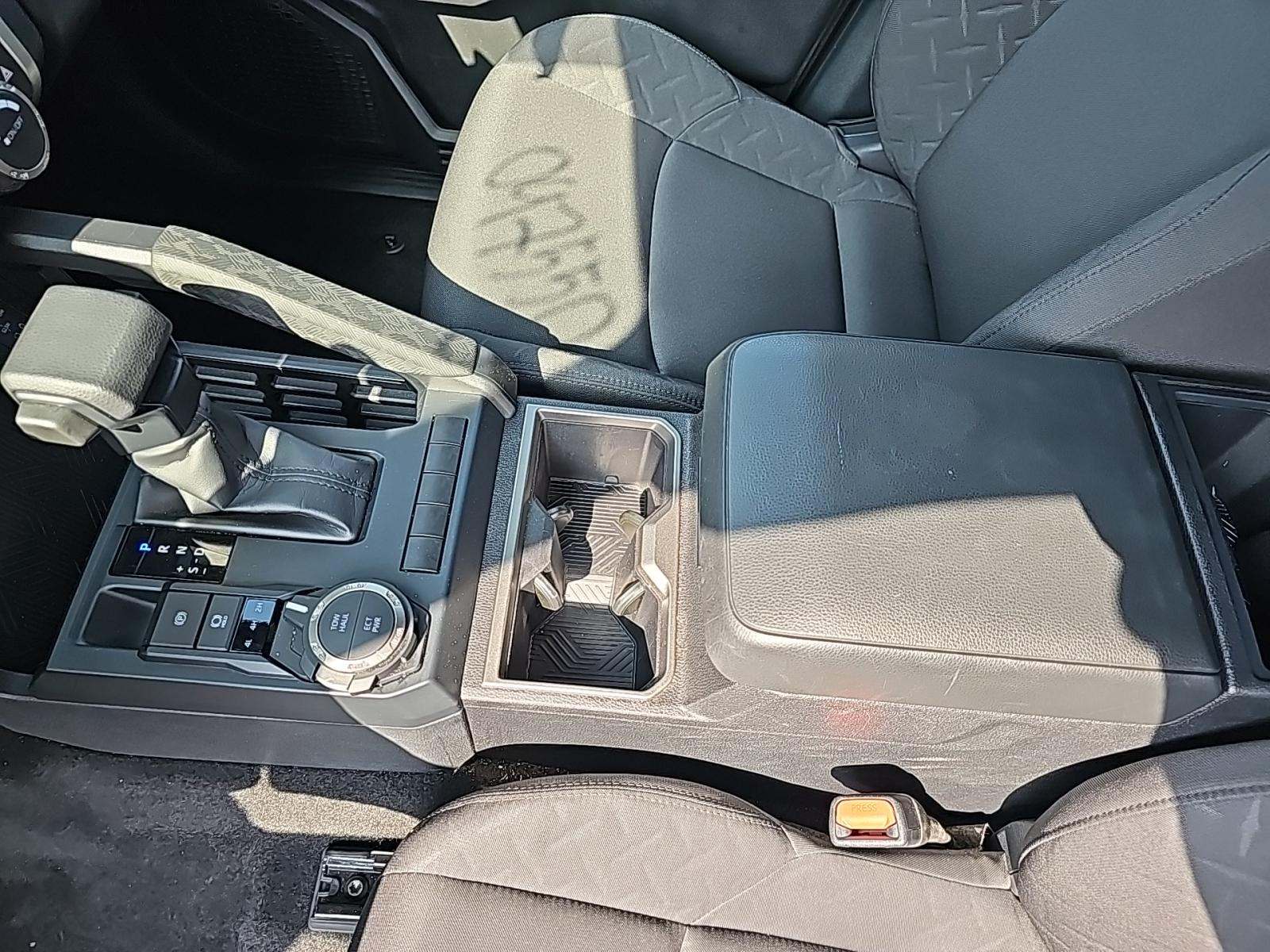 2025 Toyota Tacoma SR5 AWD