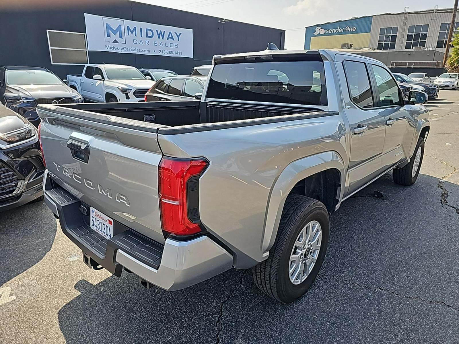2025 Toyota Tacoma SR5 AWD