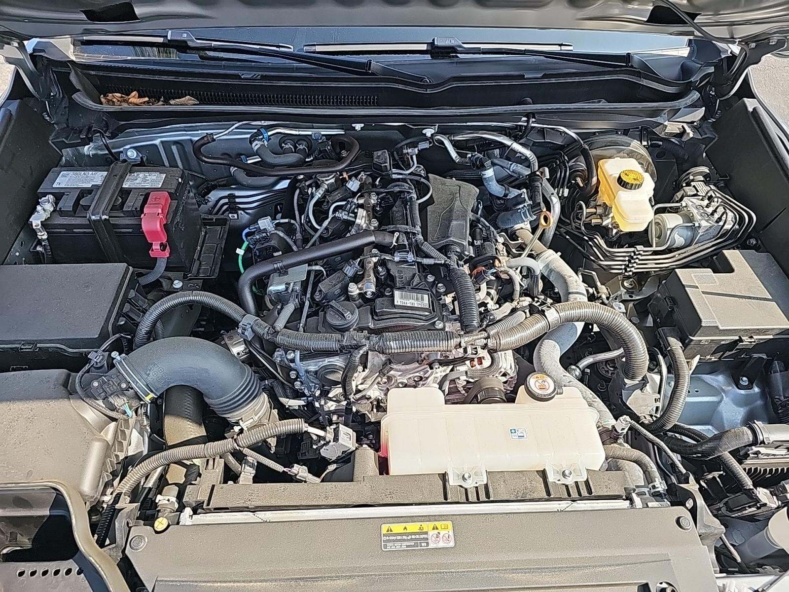 2025 Toyota Tacoma SR5 AWD