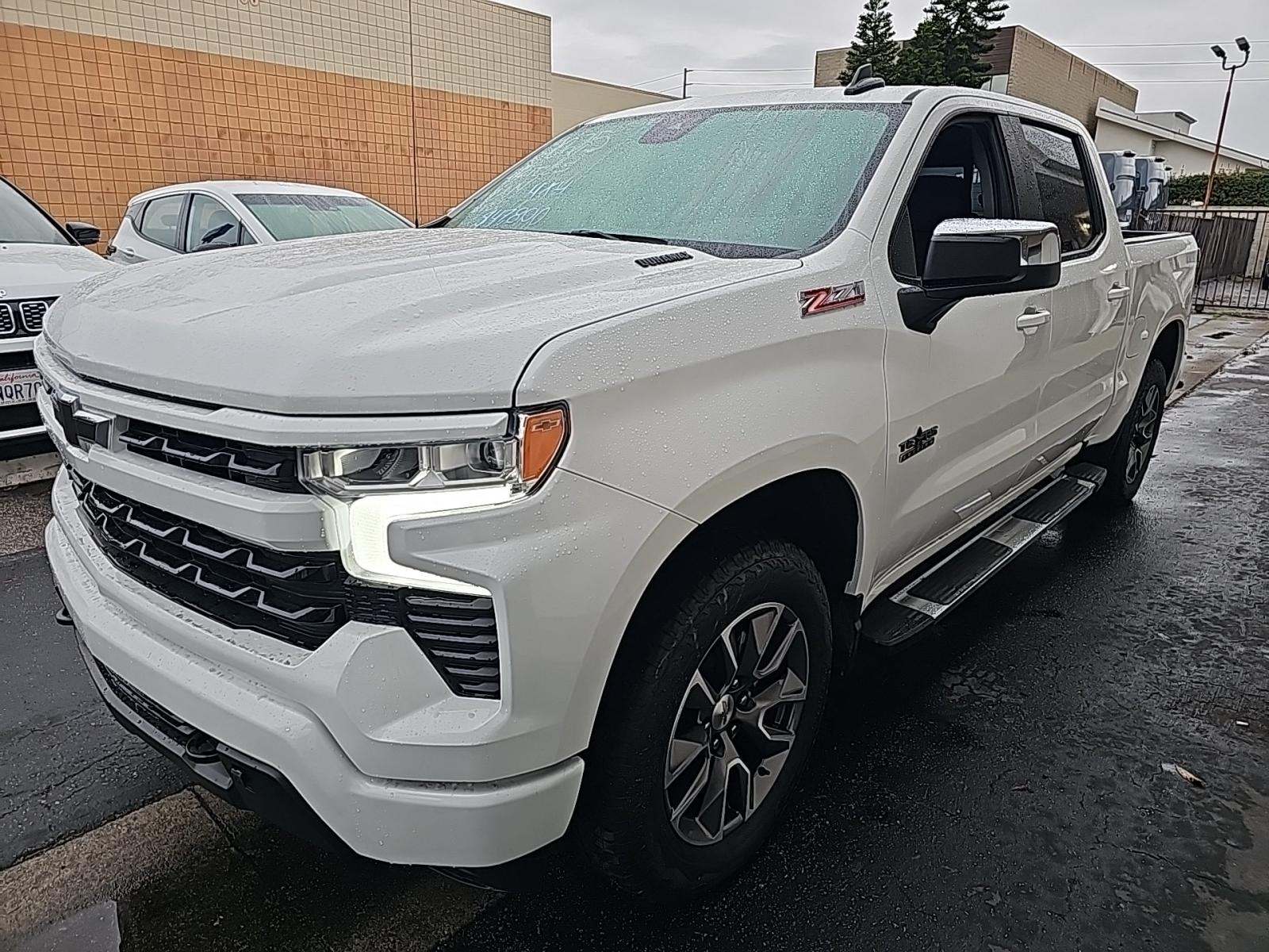 2025 Chevrolet Silverado 1500 LT AWD
