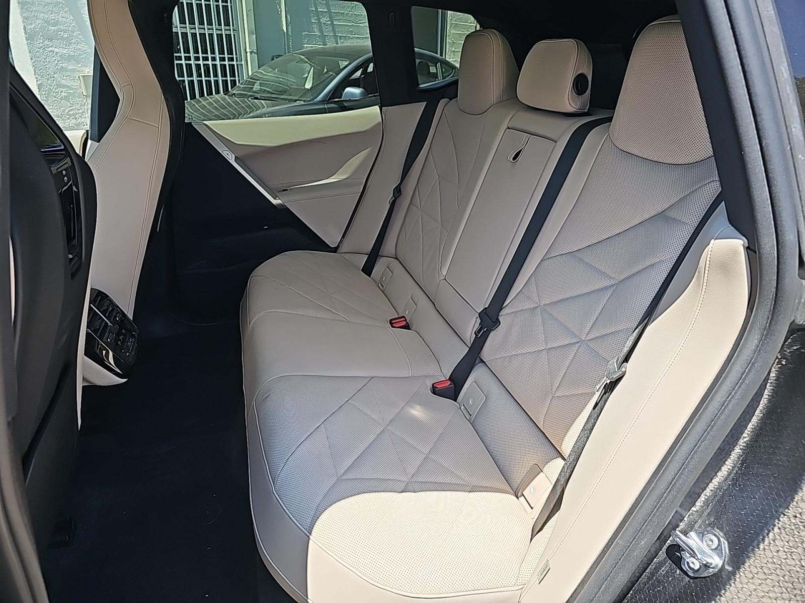 2024 BMW iX xDrive50 AWD