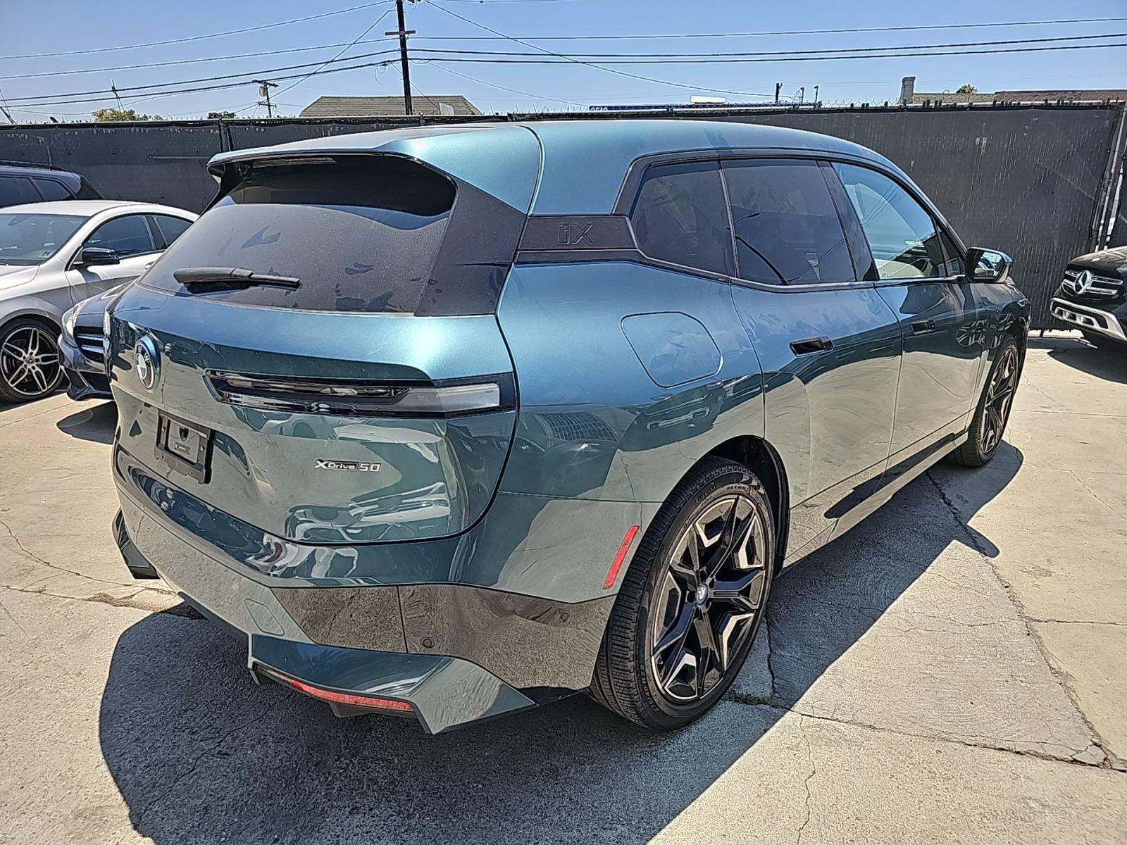 2024 BMW iX xDrive50 AWD