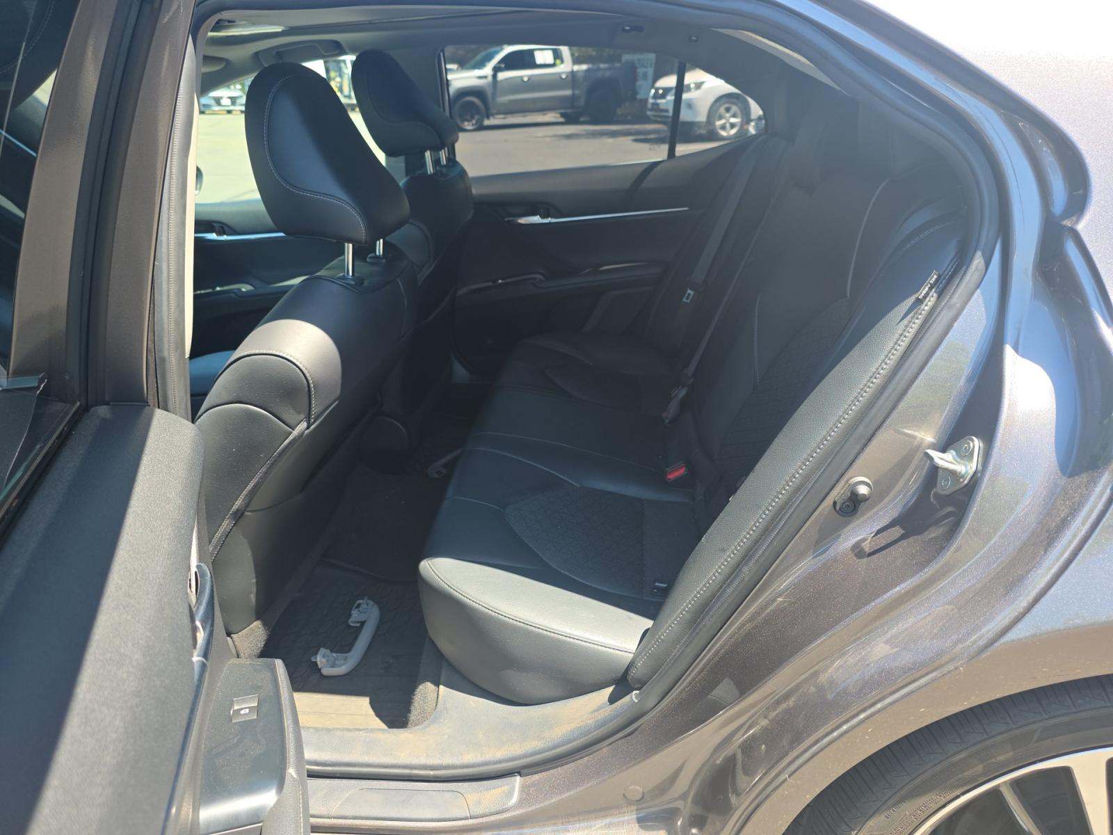 TOYOTA CAMRY - 9