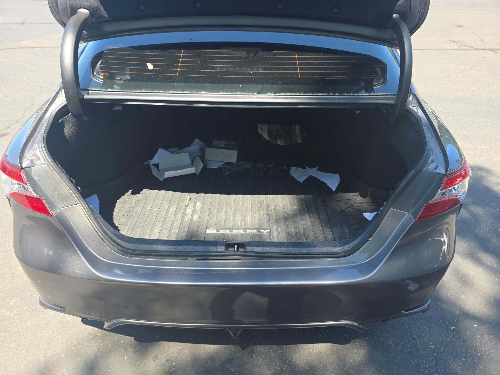 TOYOTA CAMRY - 10