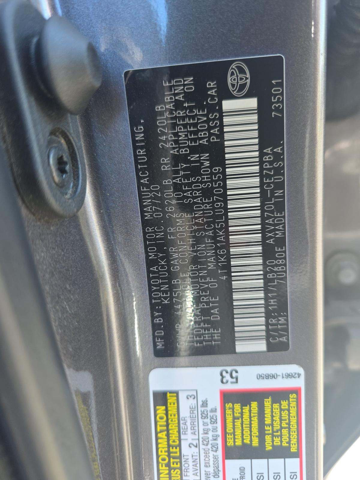 TOYOTA CAMRY - 1