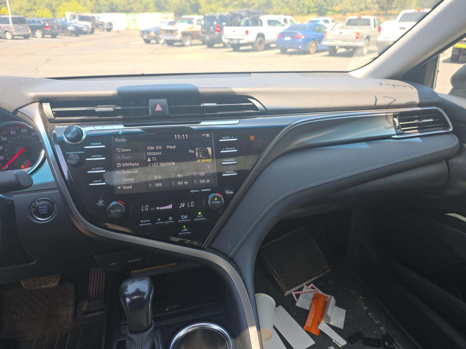 TOYOTA CAMRY - 6