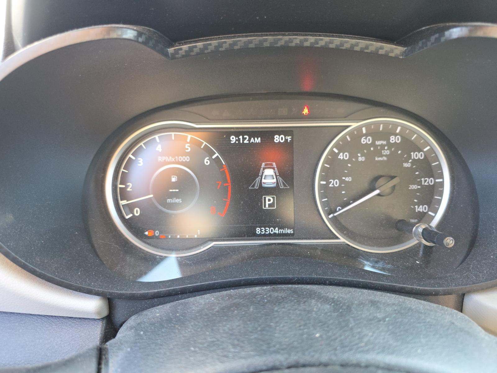 NISSAN VERSA - 5