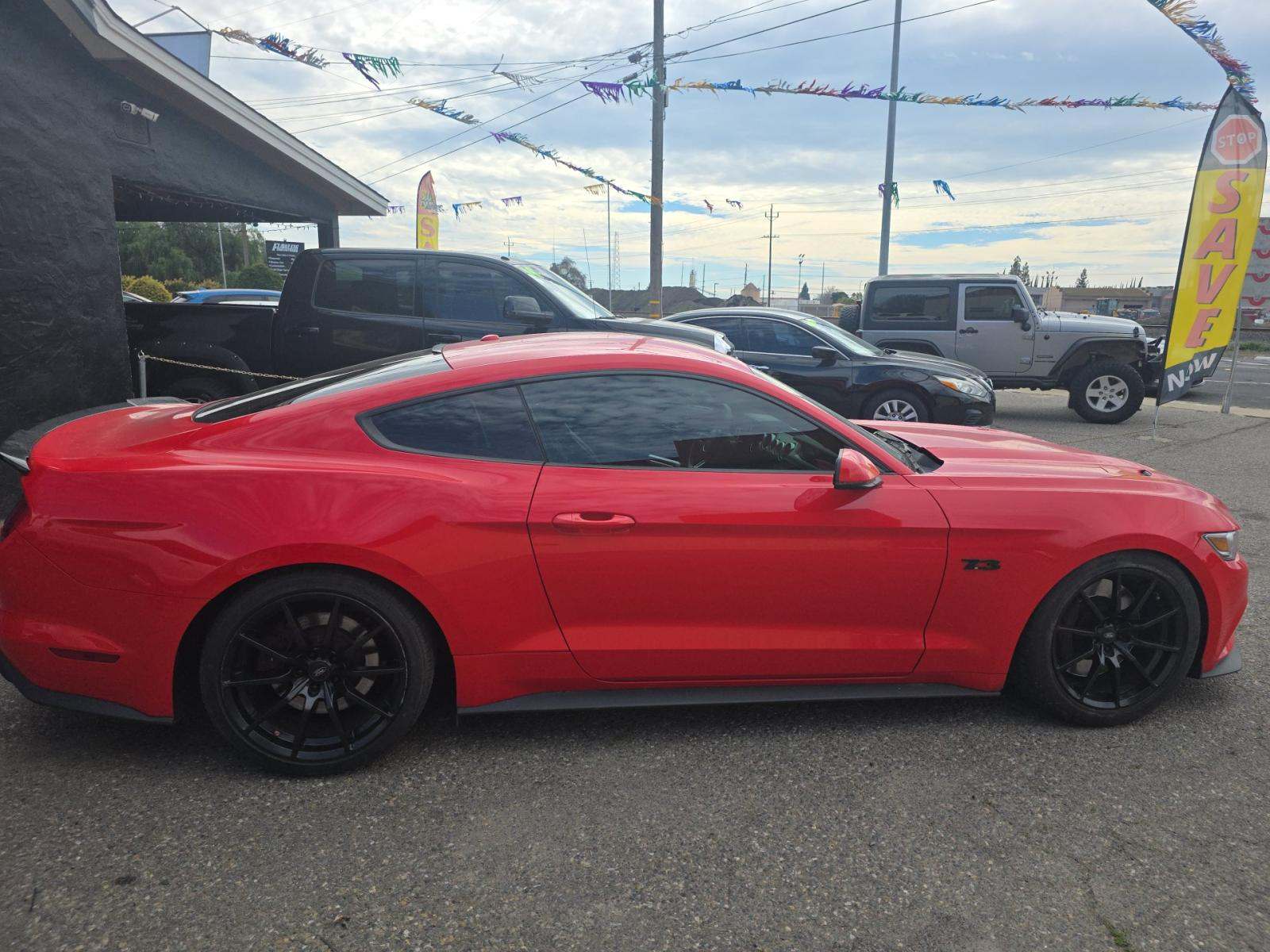 2016 Ford Mustang GT Premium RWD