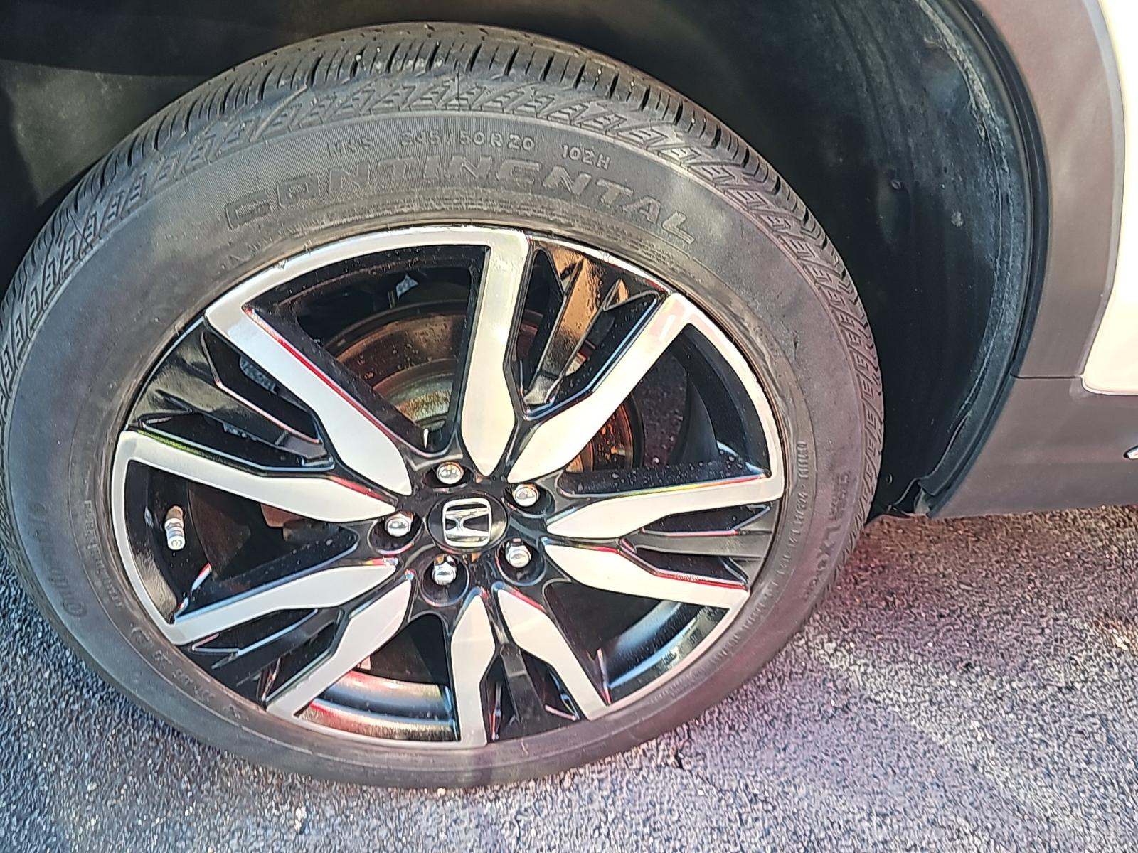 2022 Honda Pilot Touring AWD