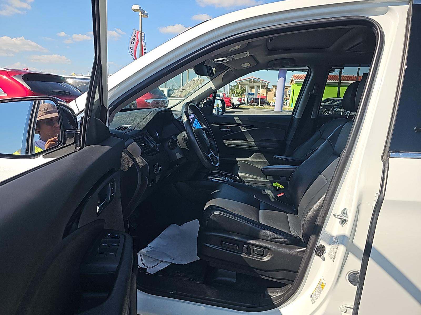 2022 Honda Pilot Touring AWD