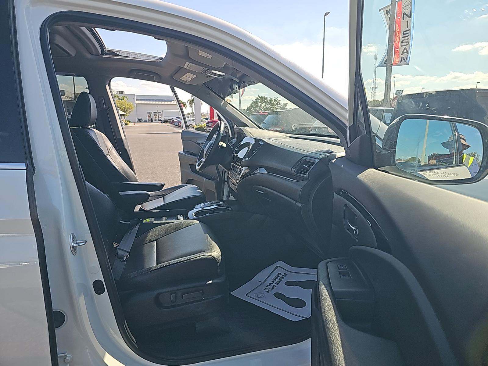 2022 Honda Pilot Touring AWD