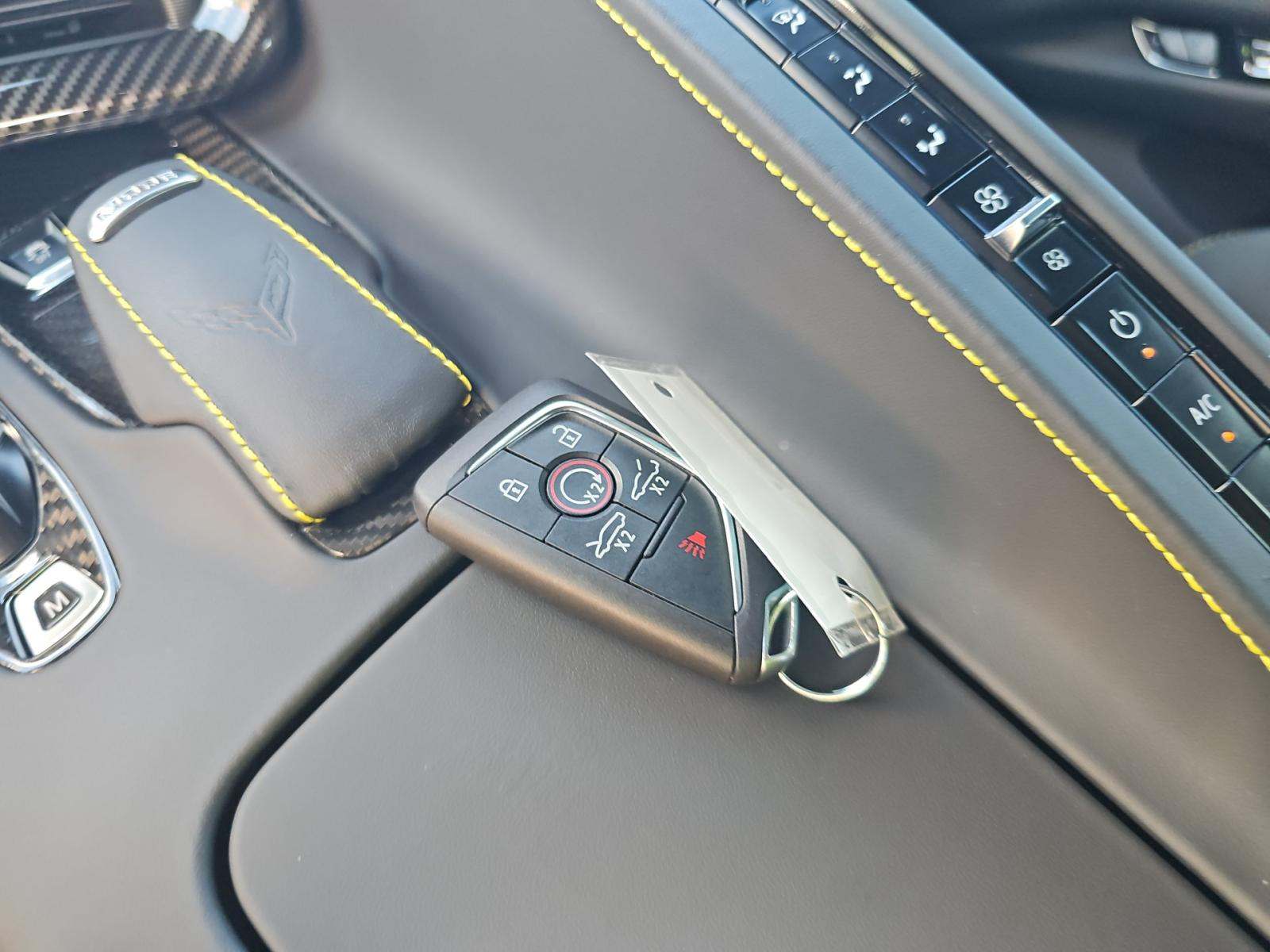 CHEVROLET CORVETTE - 8