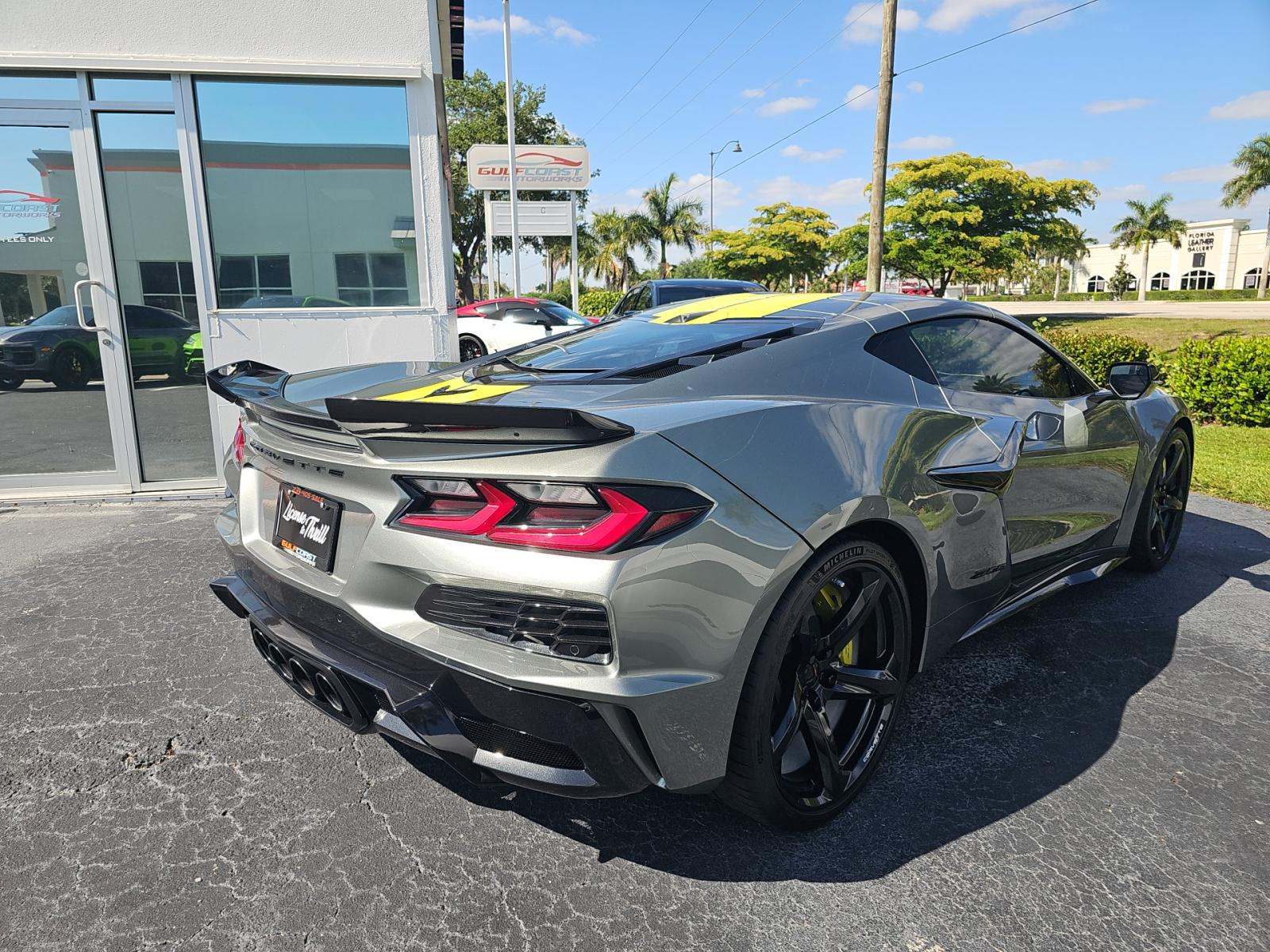 CHEVROLET CORVETTE - 3