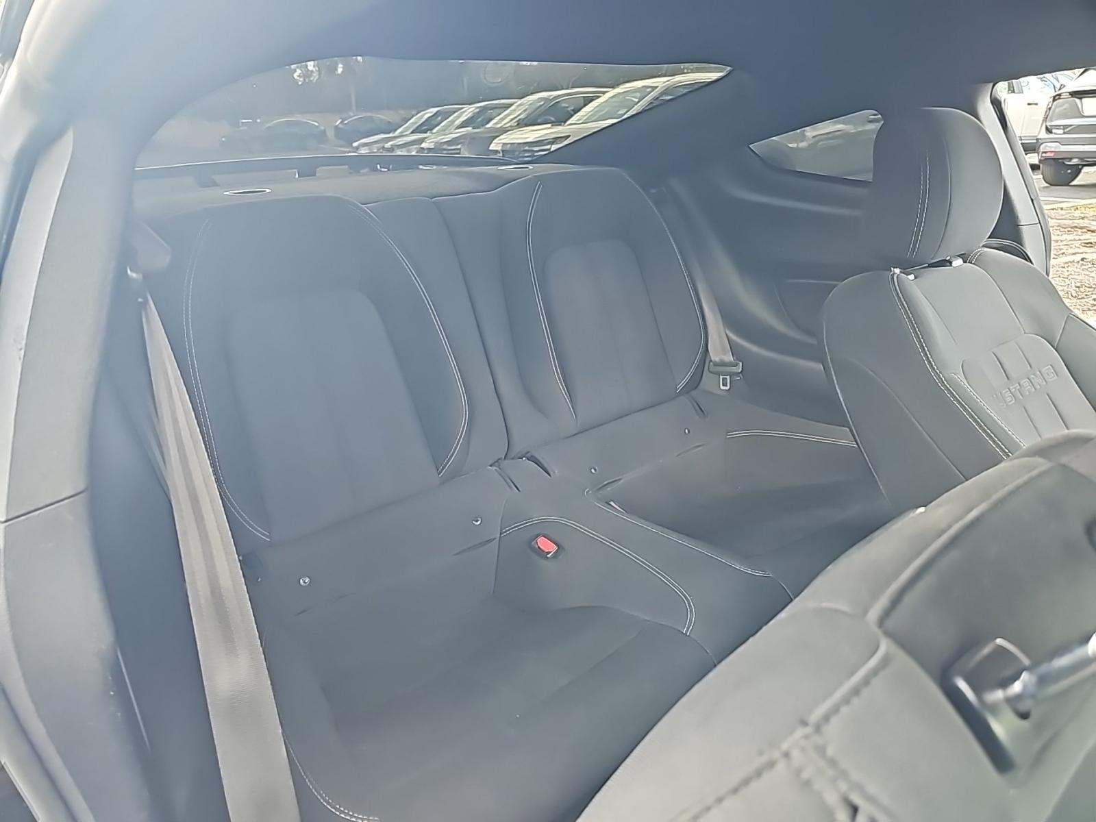 2022 Ford Mustang EcoBoost RWD