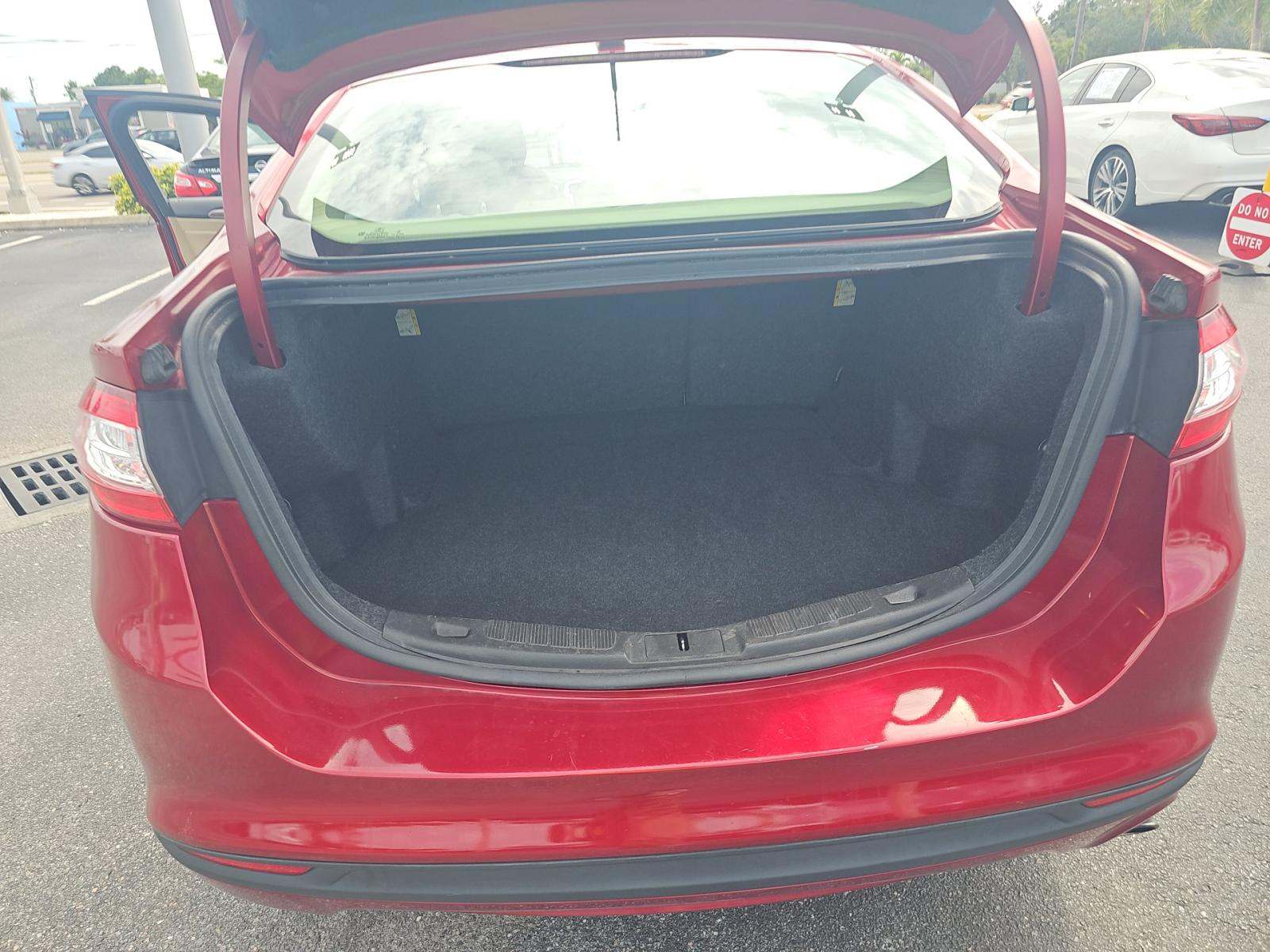 FORD FUSION - 10