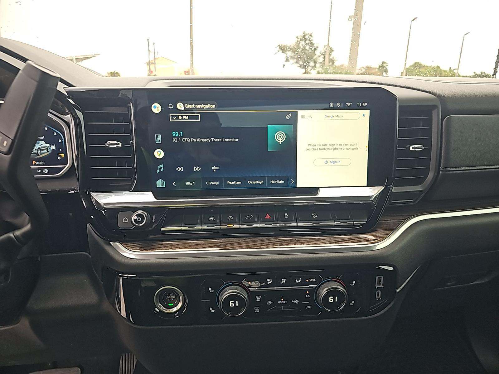 2022 Chevrolet Silverado 1500 RST AWD