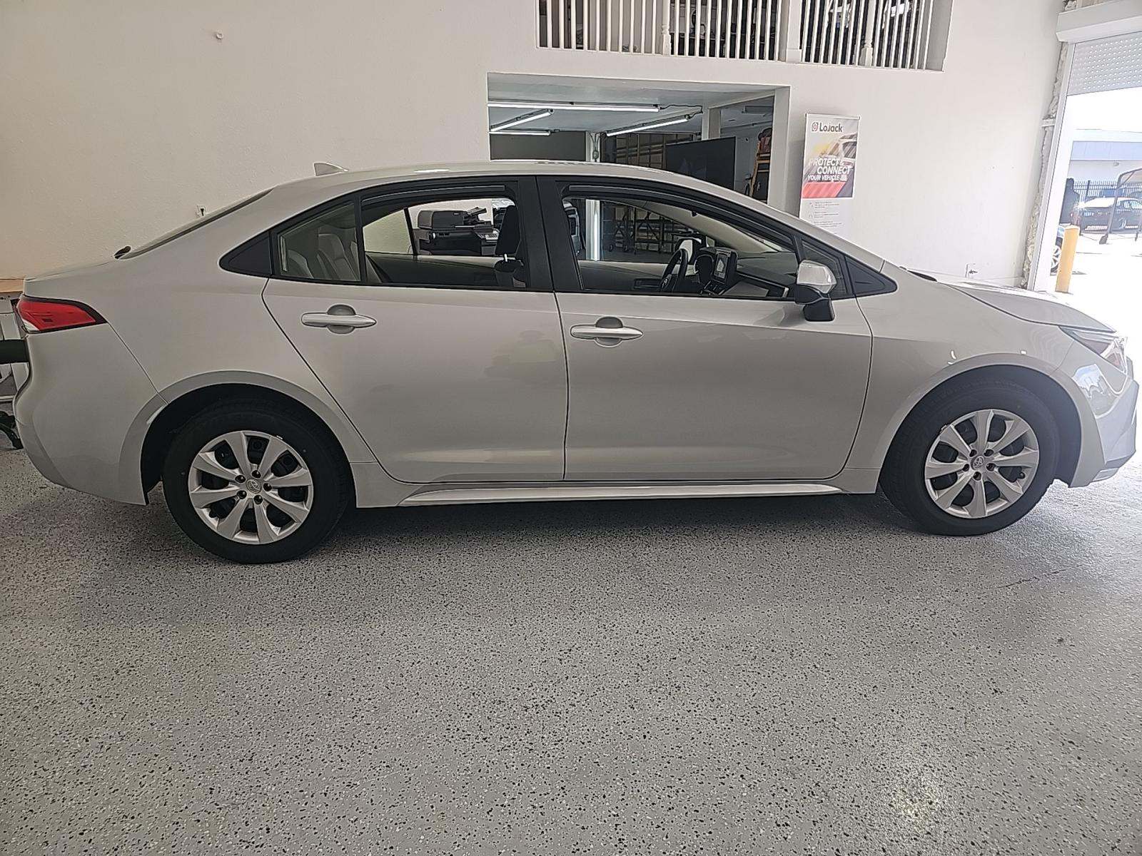 2025 Toyota Corolla Hybrid LE FWD