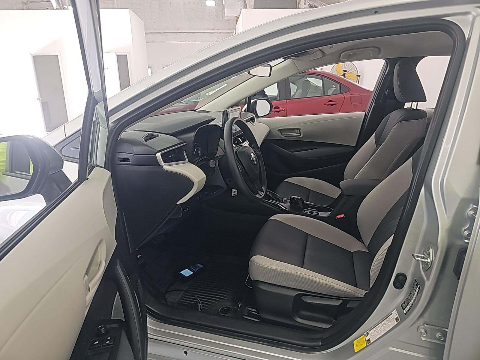 2025 Toyota Corolla Hybrid LE FWD