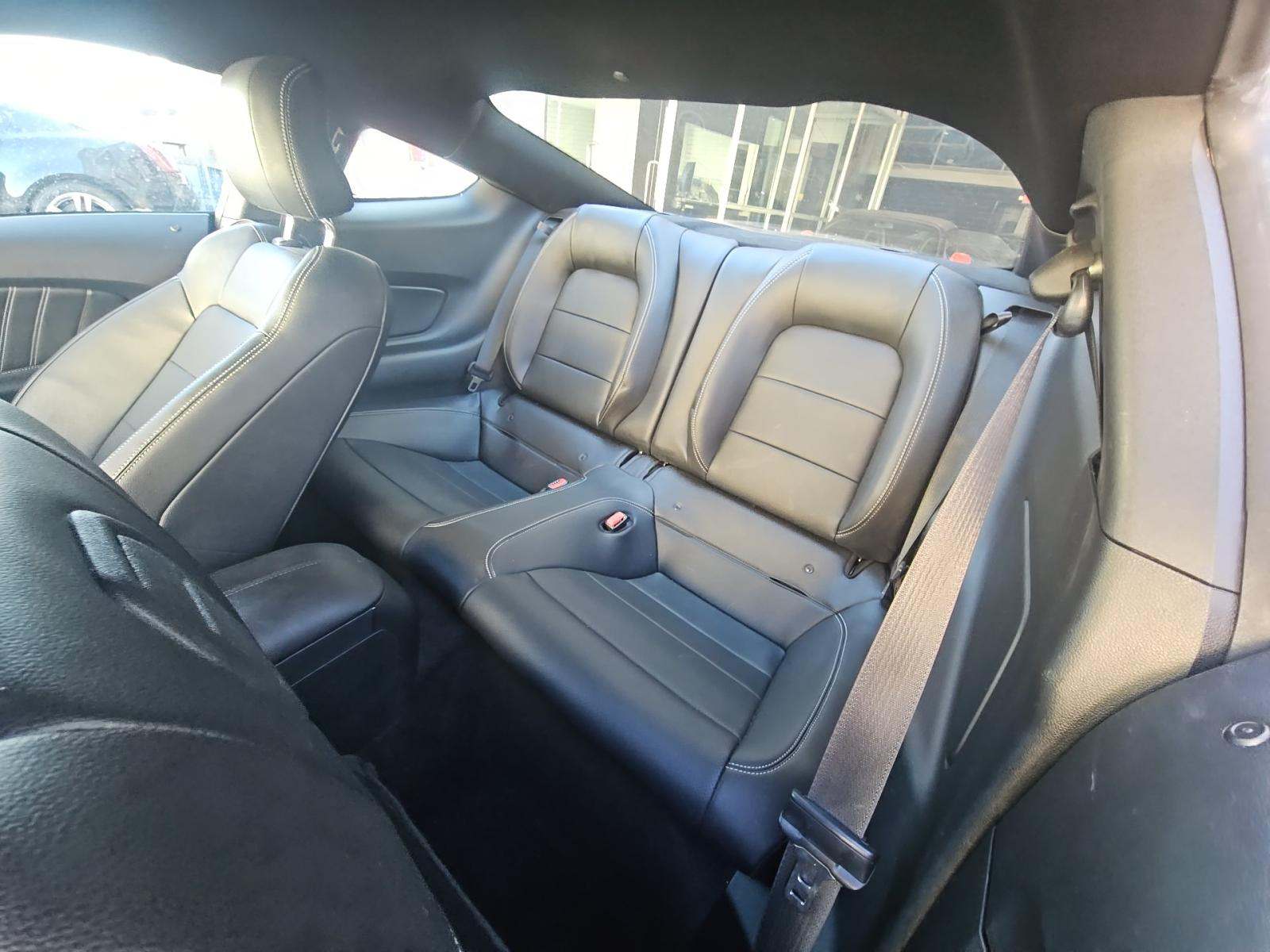 2015 Ford Mustang EcoBoost Premium RWD