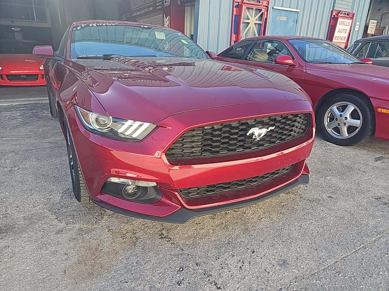 2015 Ford Mustang EcoBoost Premium RWD
