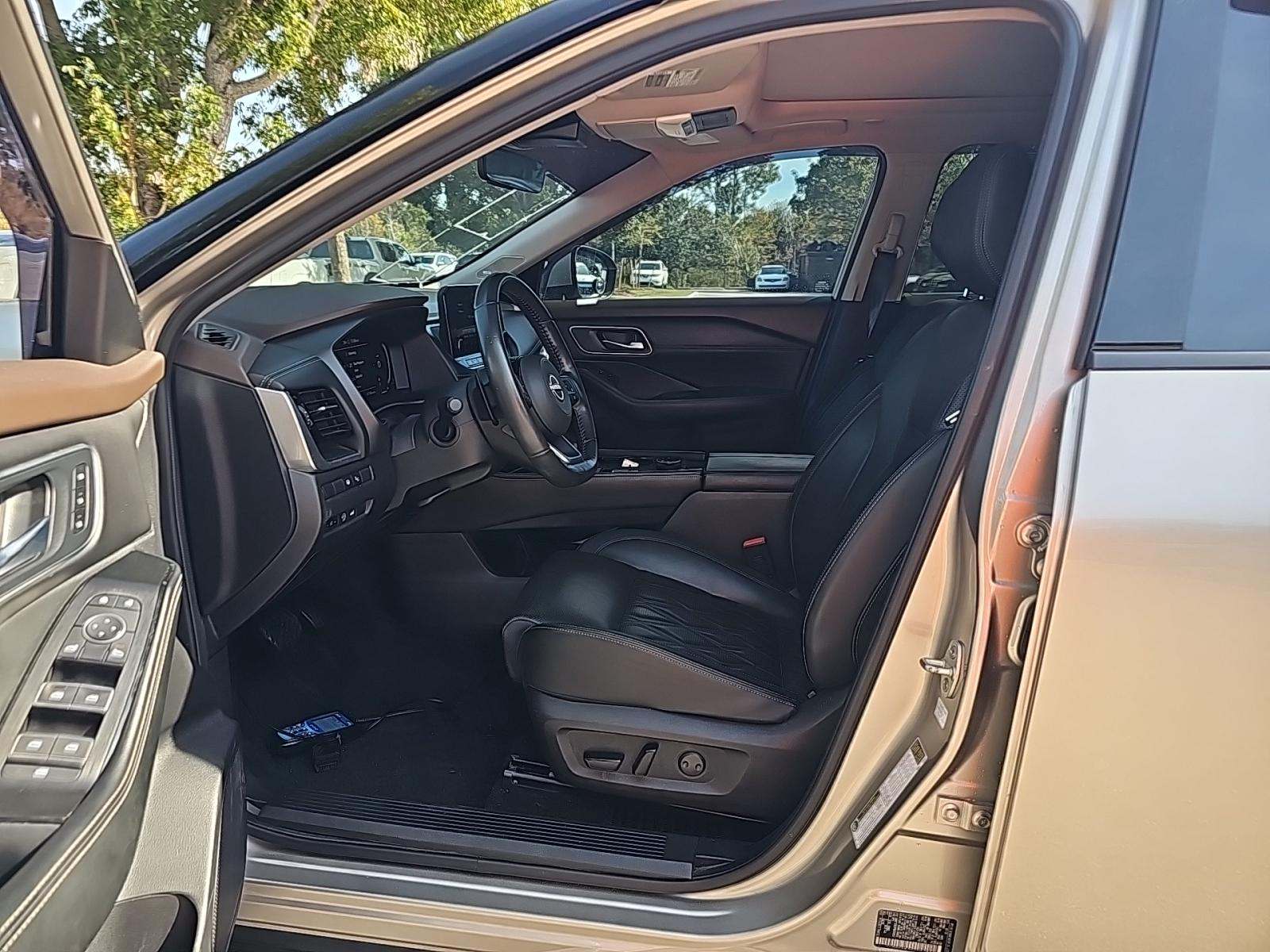 2023 Nissan Rogue Platinum AWD