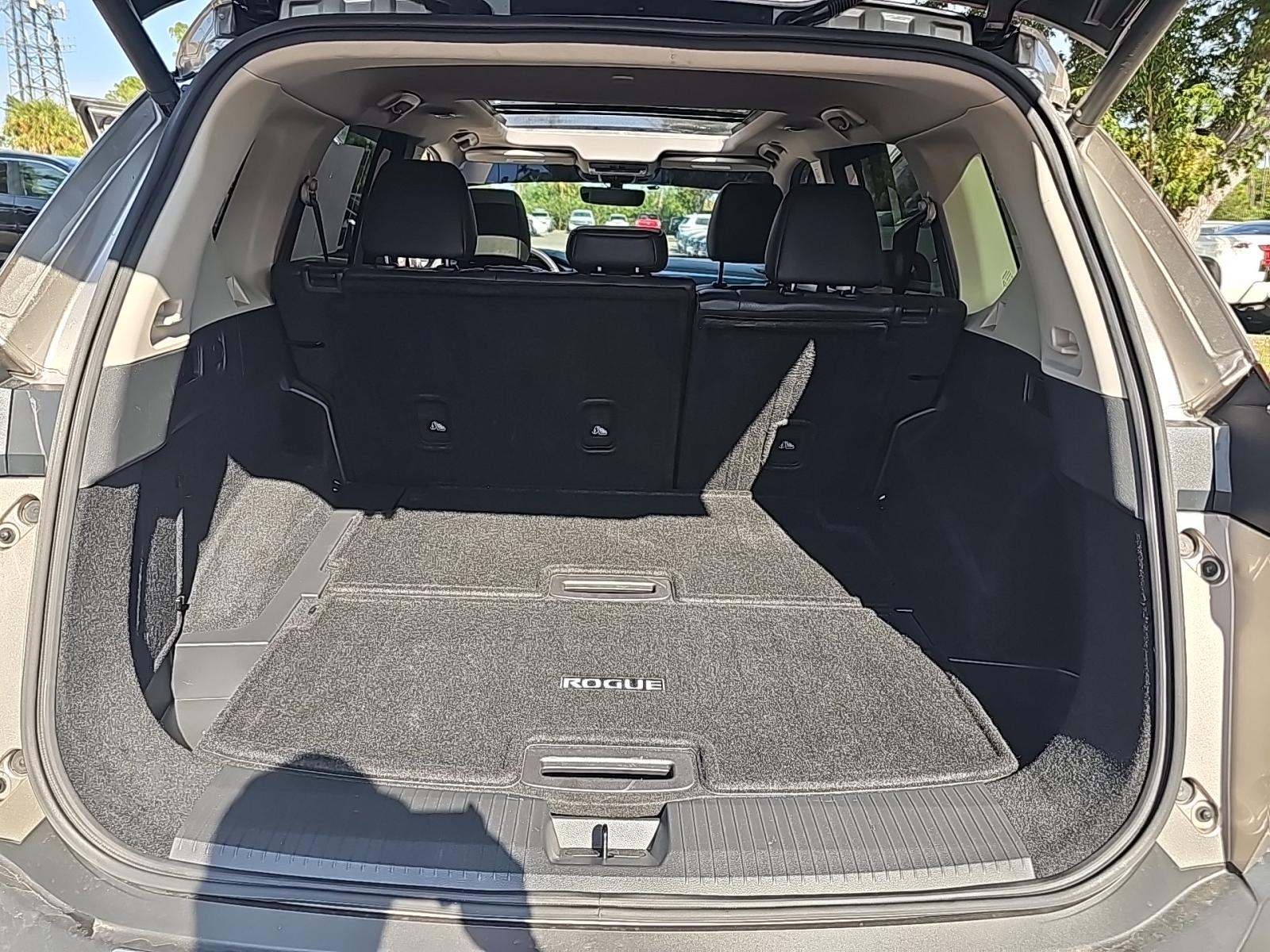 2023 Nissan Rogue Platinum AWD