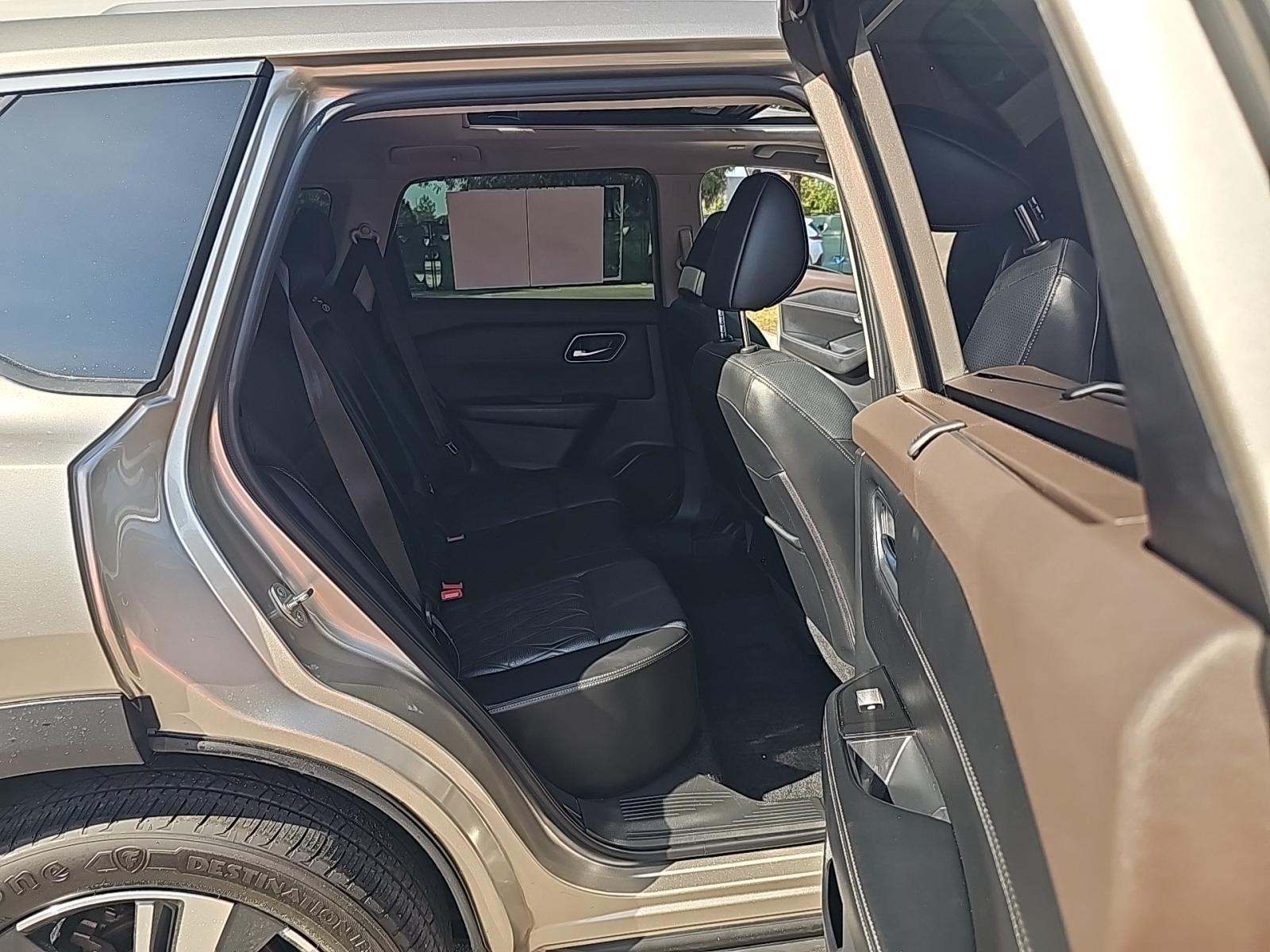 2023 Nissan Rogue Platinum AWD