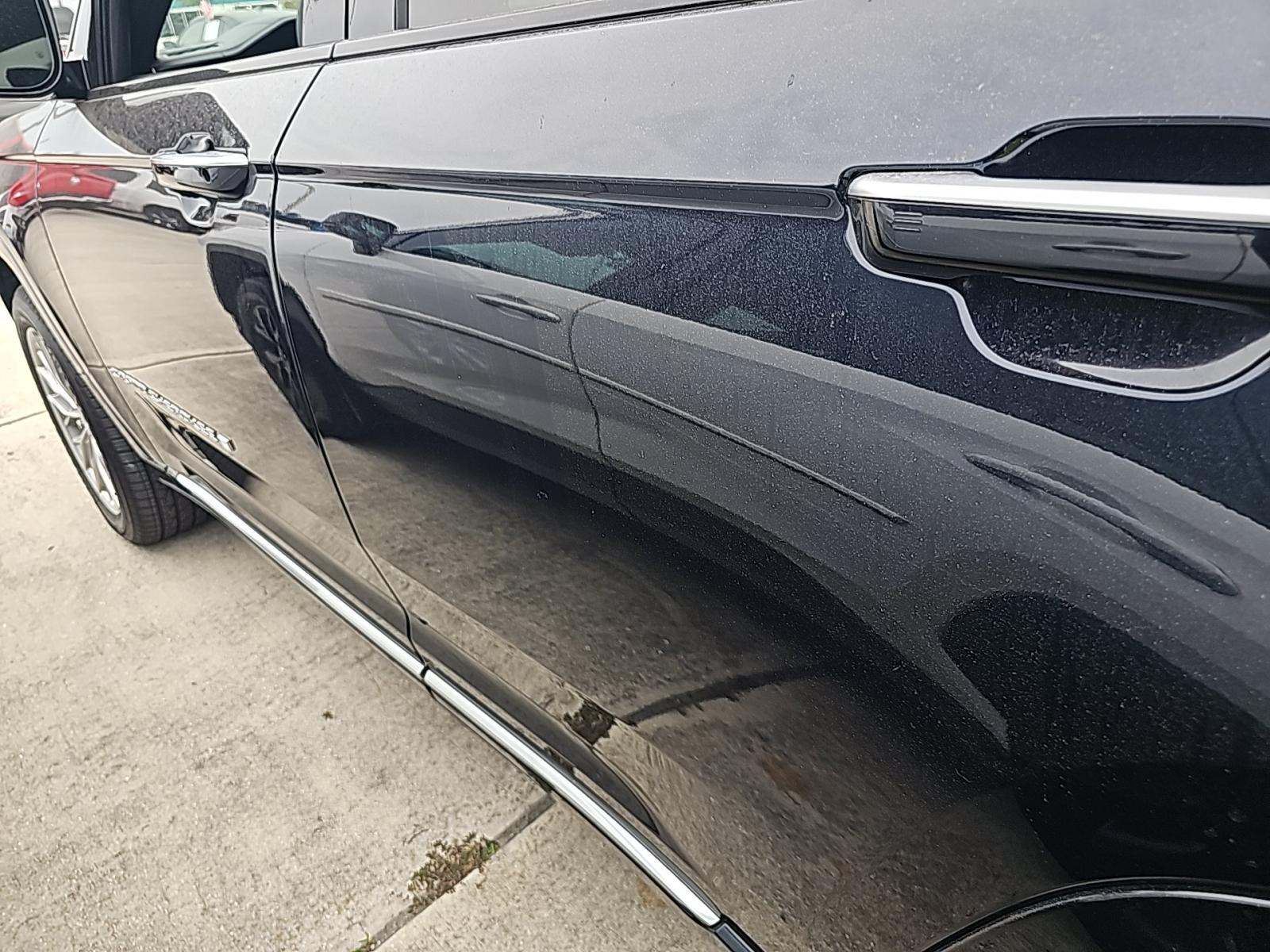 2023 Jeep Grand Cherokee Summit RWD