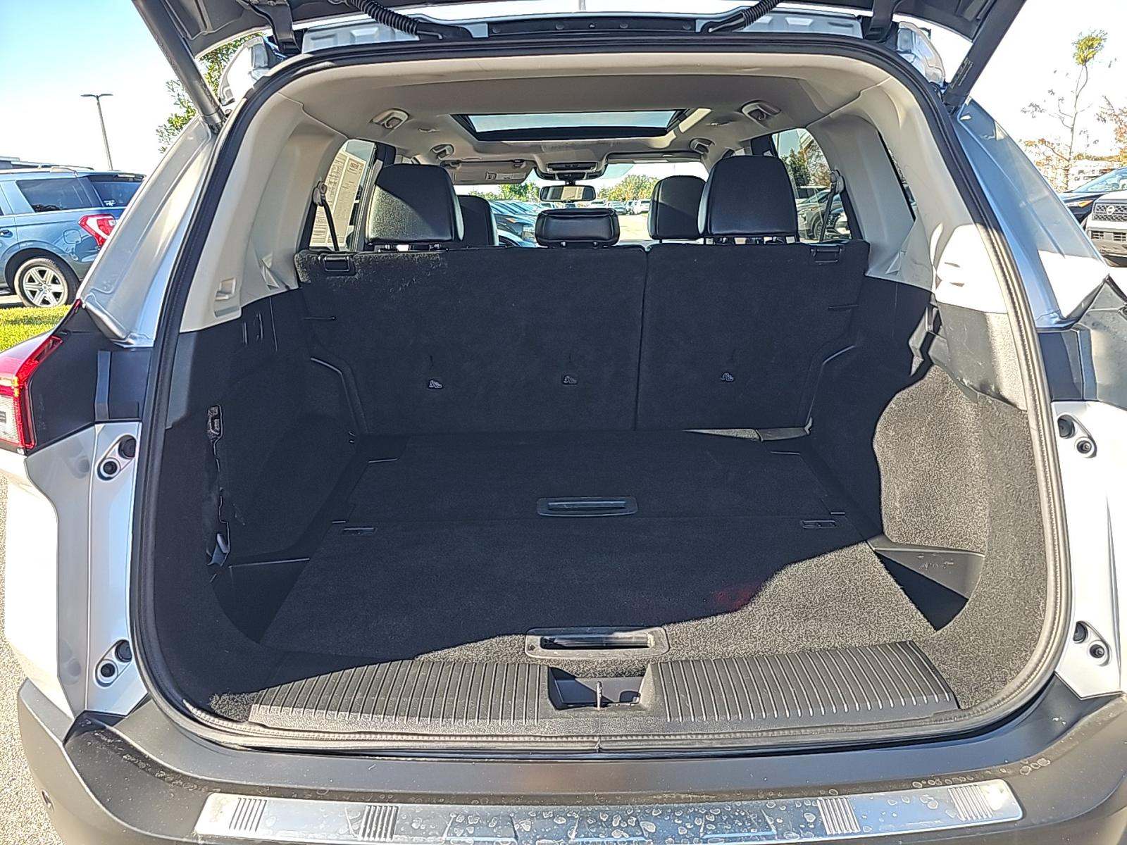 2021 Nissan Rogue SL FWD