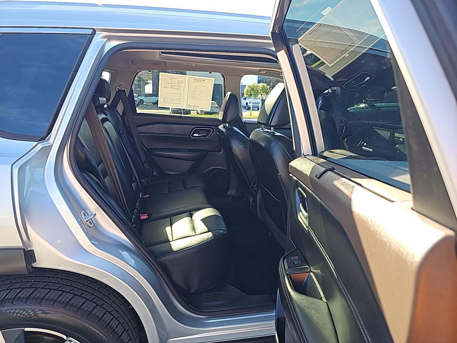 2021 Nissan Rogue SL FWD