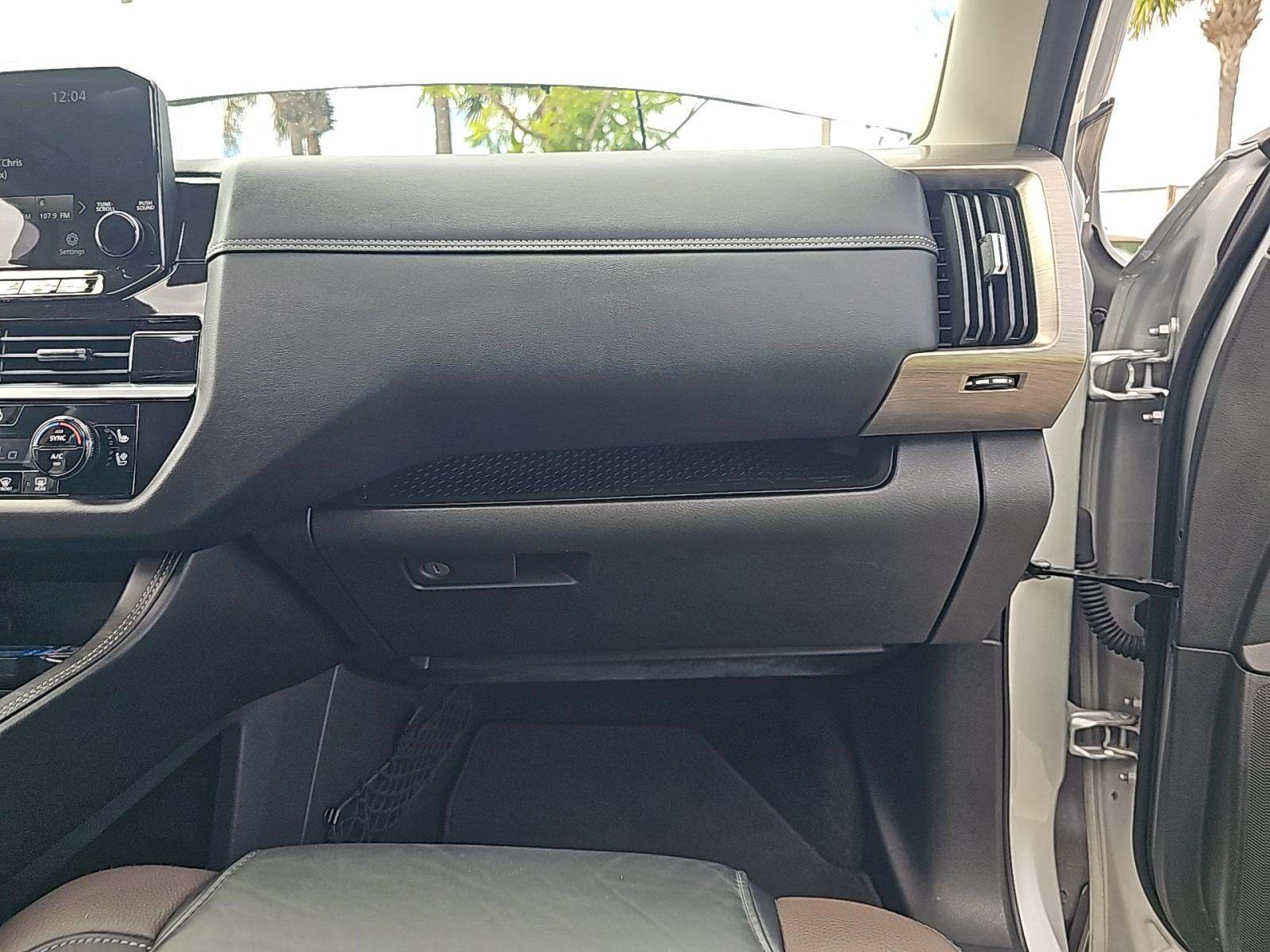 2024 Nissan Pathfinder Platinum AWD